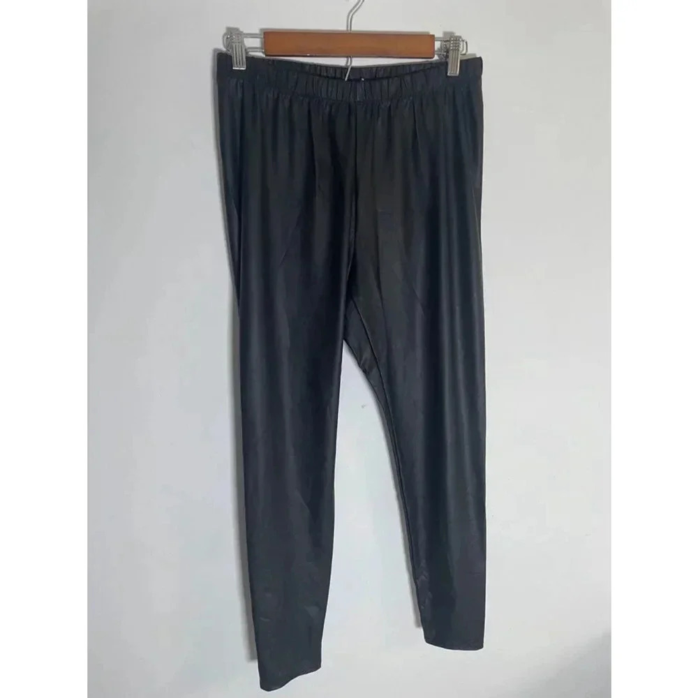 Women's Torrid Black Faux‎ Leather Leggings Size 1 GUC! 0109